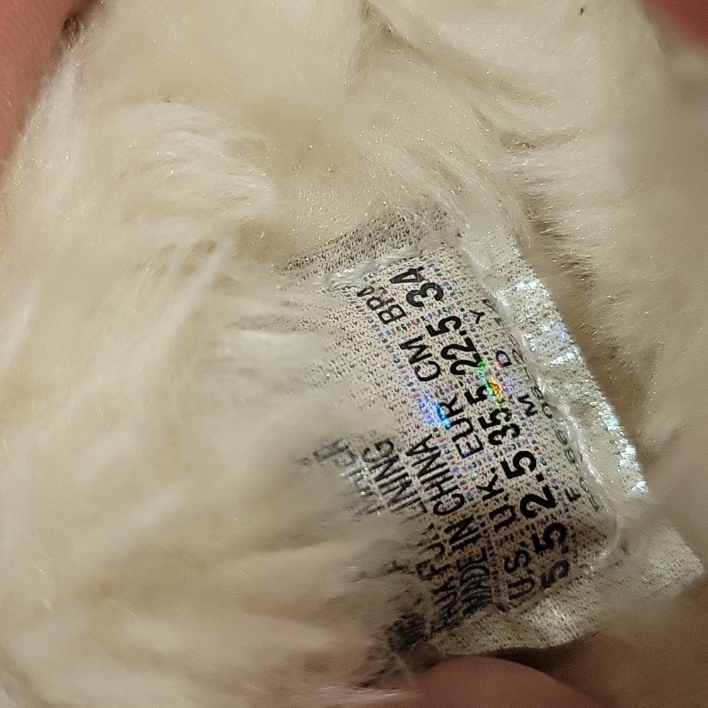 Bobs Memory Foam Slippers - image 7